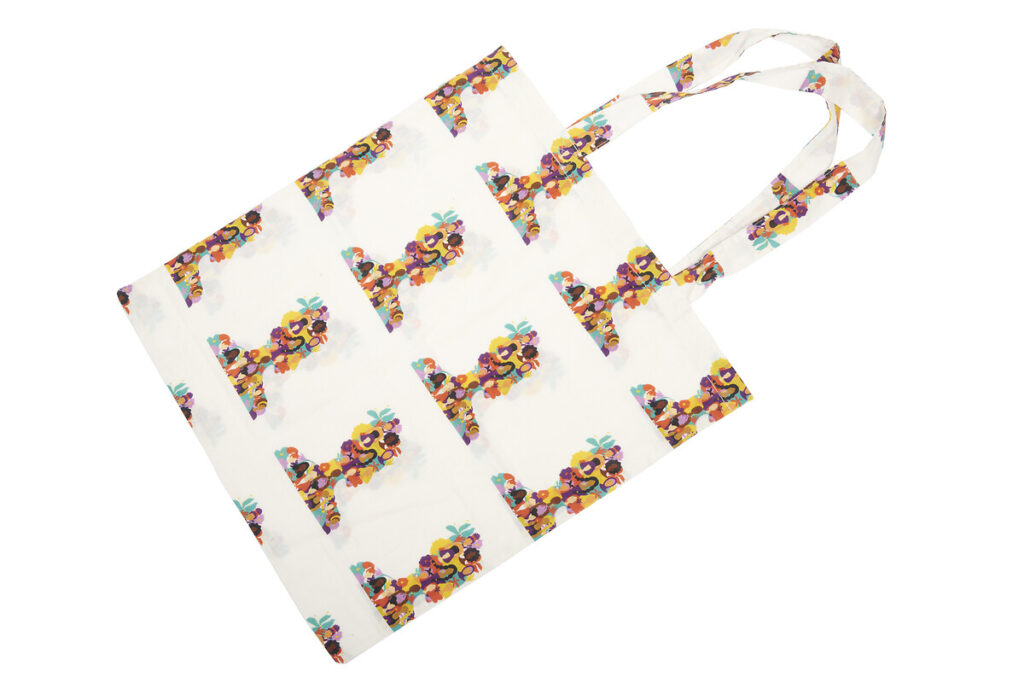 Tote bag en coton. Femme fruits