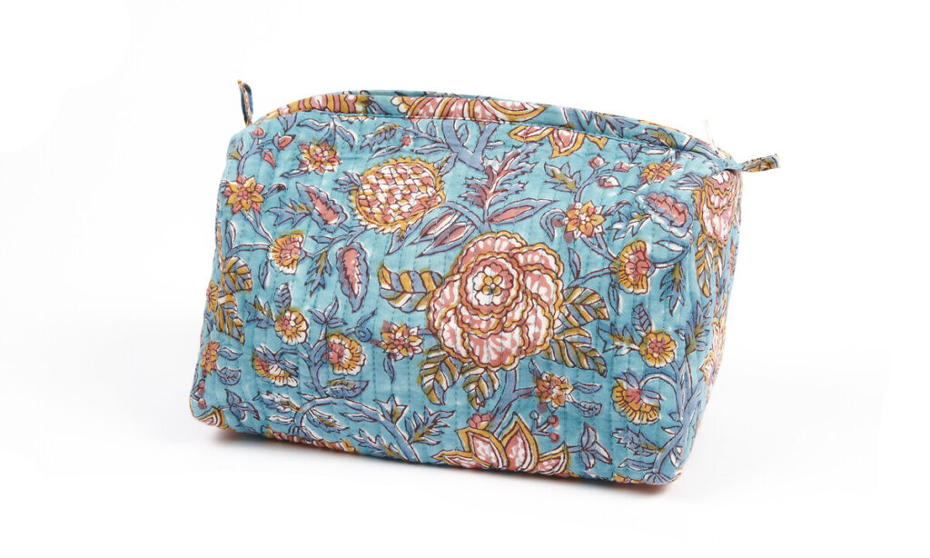 Trousse de toilette fleurie bleue